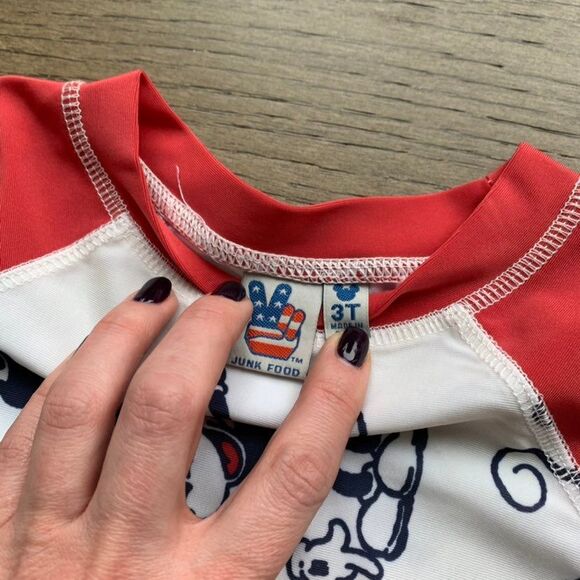 Nwt disney x junk food Mickey Mouse red Cream rash guard size 3T SPF UPF 50+ - Picture 3 of 4